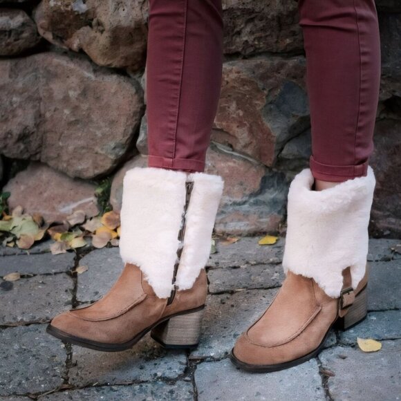 Bearpaw NWT Obsidian Heeled Boots Natural On Hickory Brown Cow Suede Size 11 - Picture 4 of 11